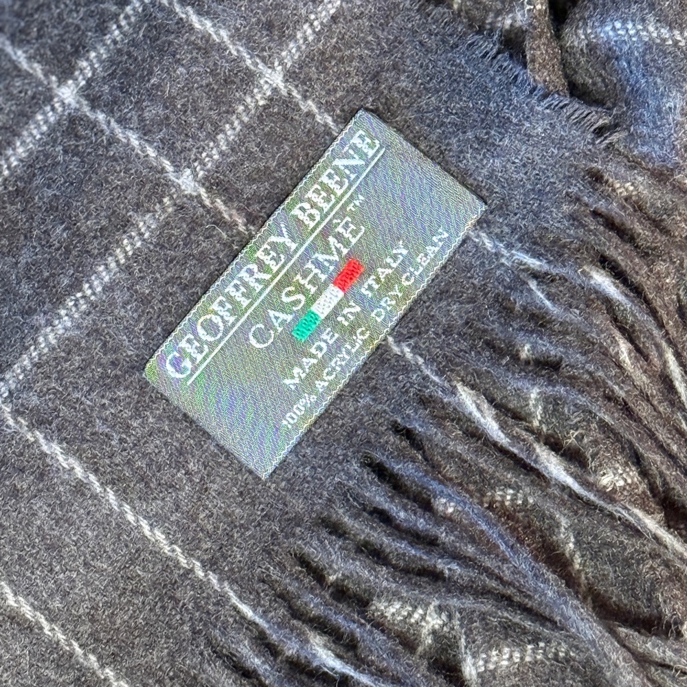 Geoffrey Beene Gray Cashme’ Scarf - Picture 1 of 4